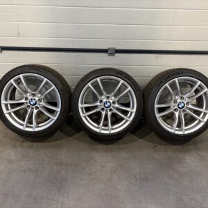 Originele BMW M2 F87 M3 F80 M4 F82 F83 Styling M640 Velgen rims OE